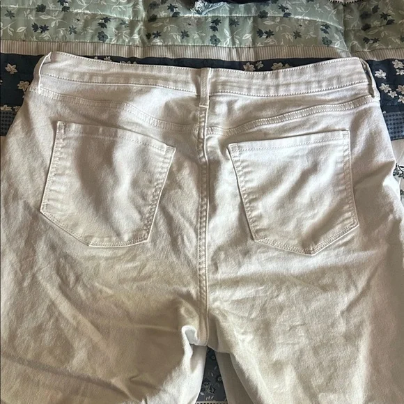 White Flares - Picture 3 of 4